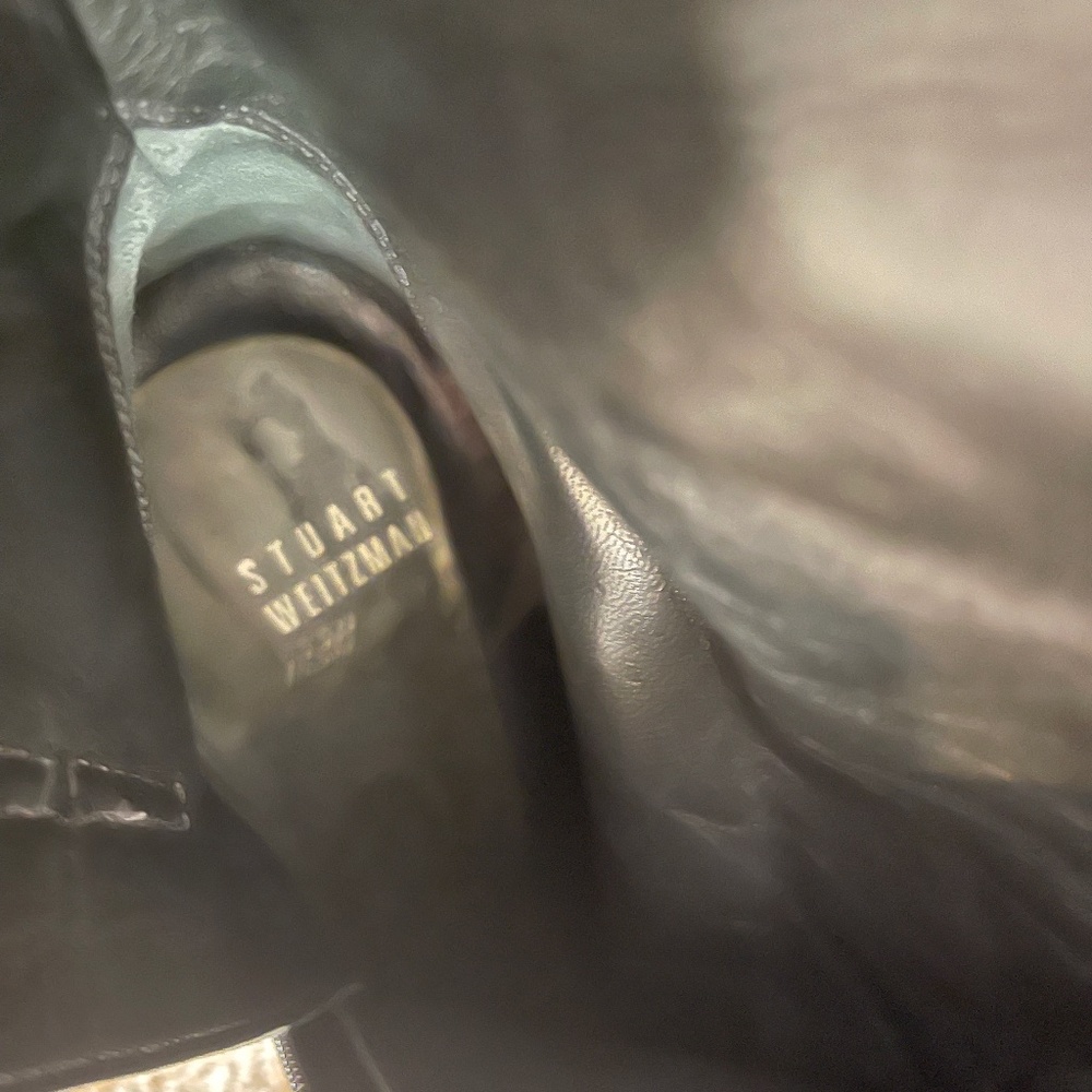 Like NEW Stuart Weitzman Slouchy Suede Black Tread Heeled Boots 37 1/2 size 7US - Picture 7 of 8